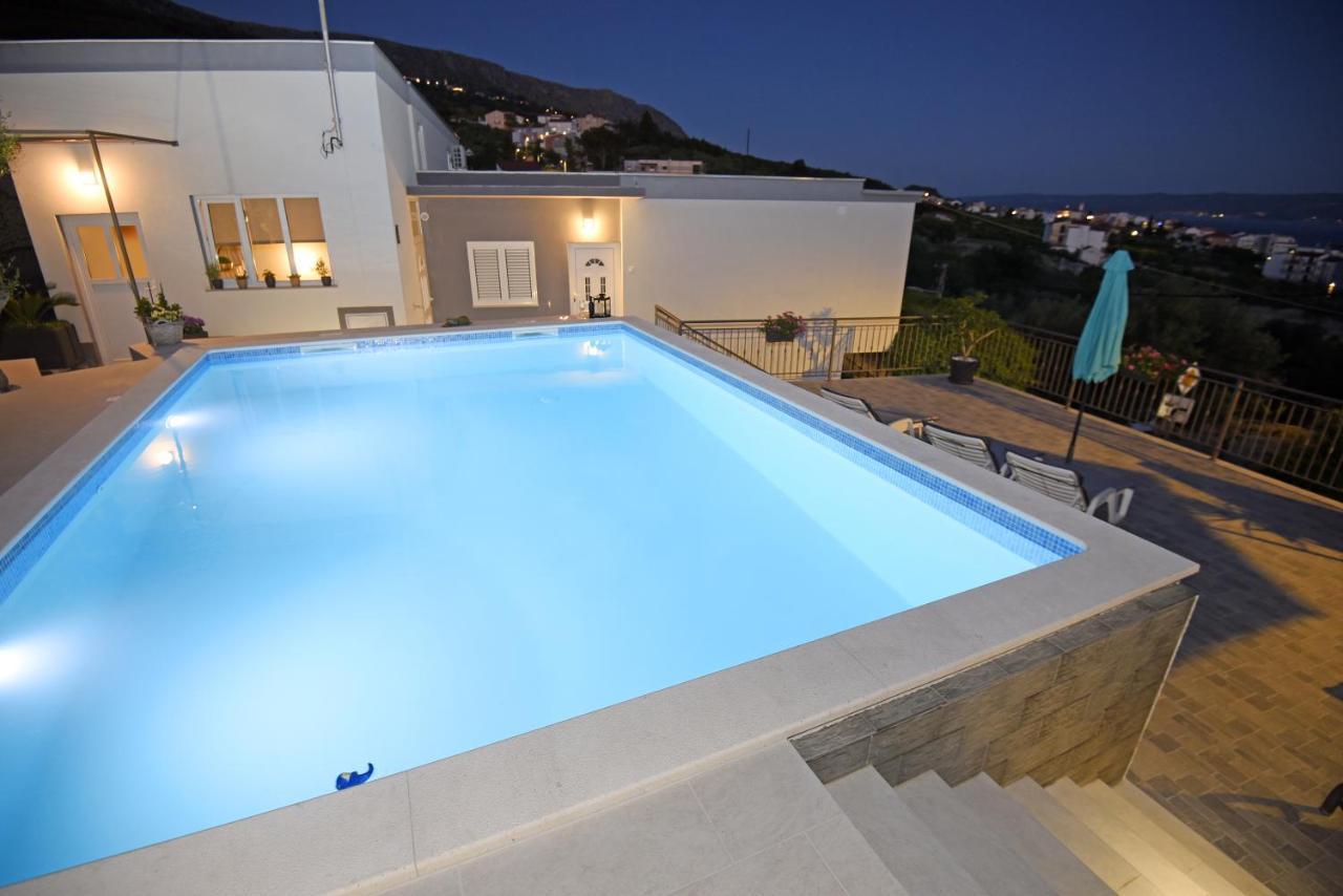 Apartments Lidija - Sea View Apartment With Exclusive Right Of Using Hot Tub Or Split Level Apartment With Exclusive Right Of Using Pool Podstrana Exteriér fotografie