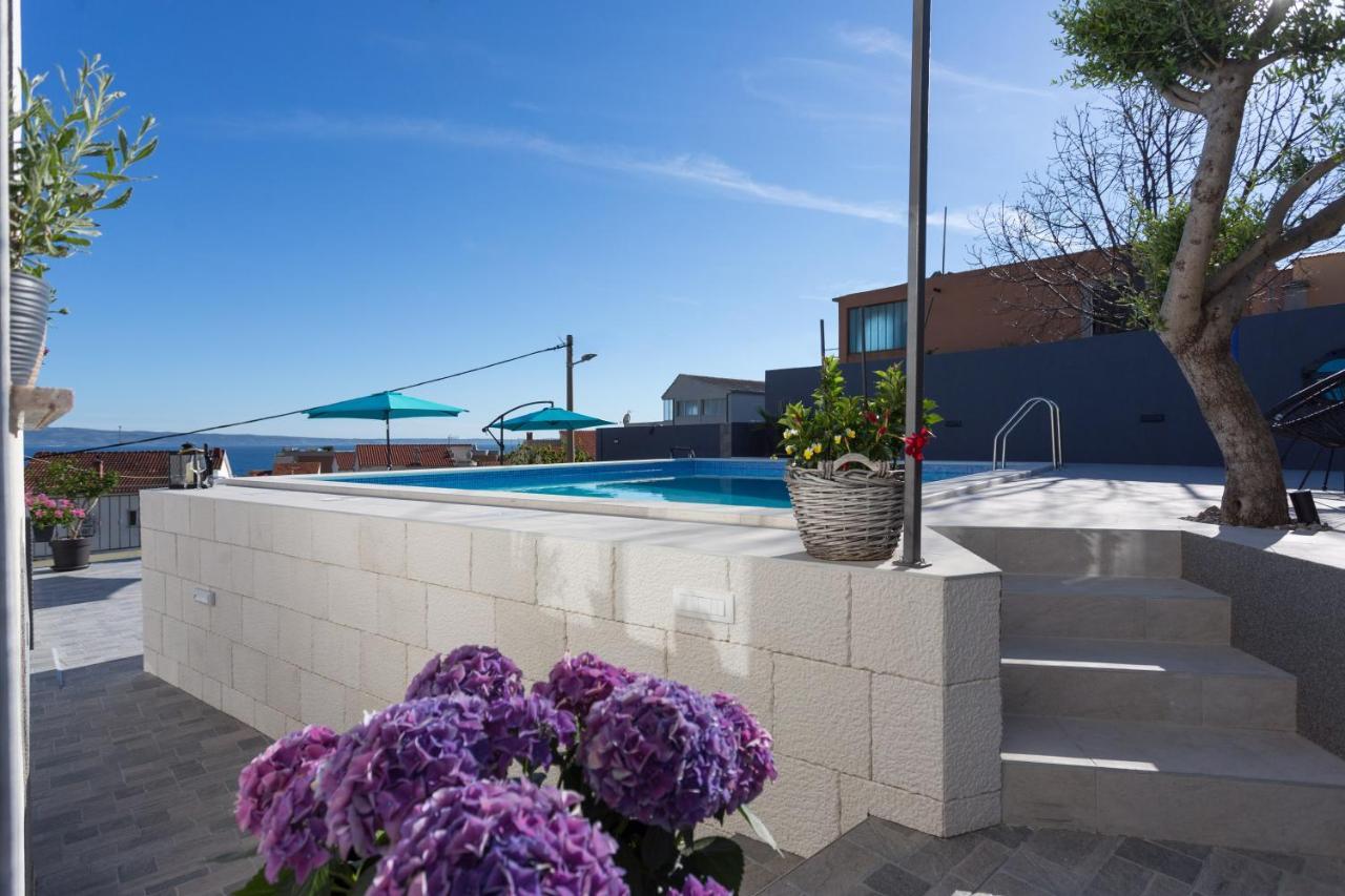 Apartments Lidija - Sea View Apartment With Exclusive Right Of Using Hot Tub Or Split Level Apartment With Exclusive Right Of Using Pool Podstrana Exteriér fotografie