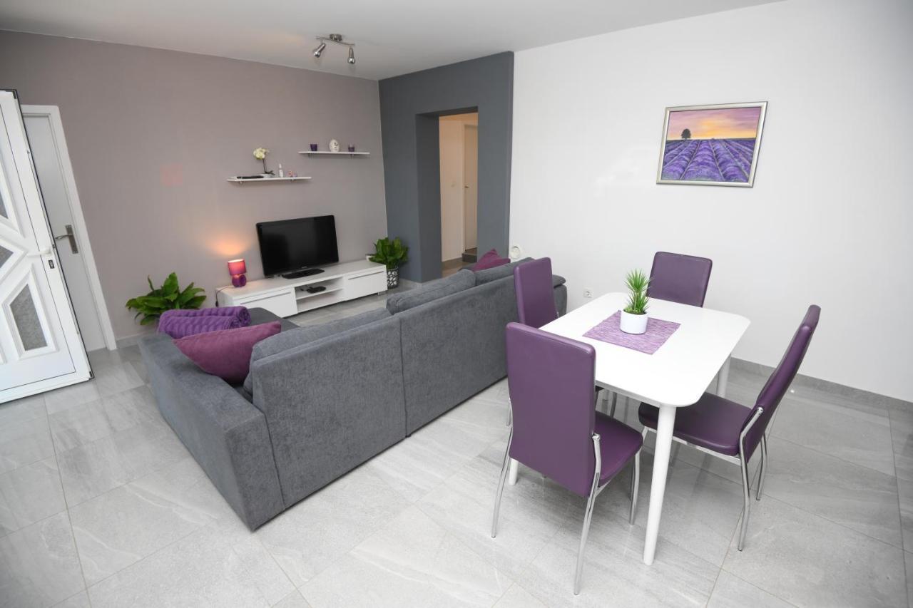 Apartments Lidija - Sea View Apartment With Exclusive Right Of Using Hot Tub Or Split Level Apartment With Exclusive Right Of Using Pool Podstrana Exteriér fotografie