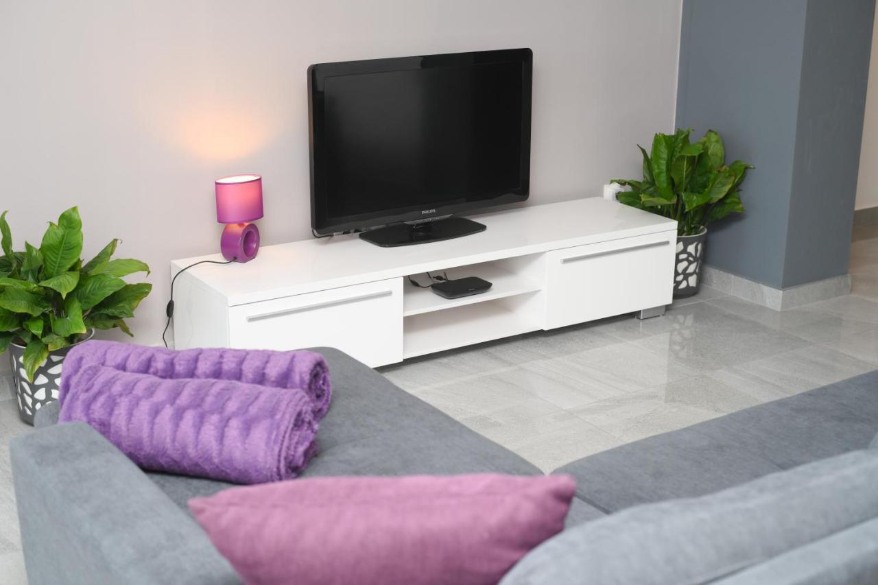 Apartments Lidija - Sea View Apartment With Exclusive Right Of Using Hot Tub Or Split Level Apartment With Exclusive Right Of Using Pool Podstrana Exteriér fotografie
