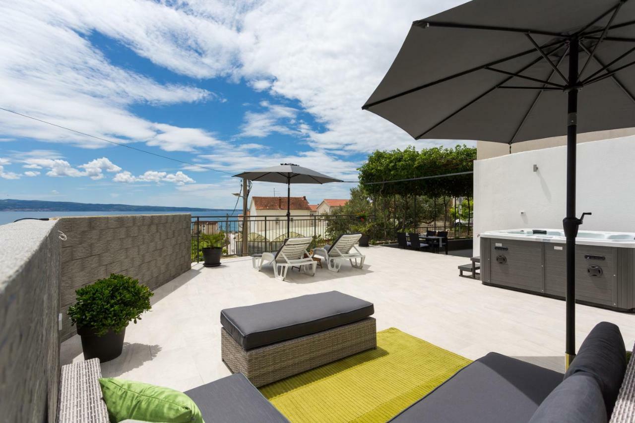 Apartments Lidija - Sea View Apartment With Exclusive Right Of Using Hot Tub Or Split Level Apartment With Exclusive Right Of Using Pool Podstrana Exteriér fotografie
