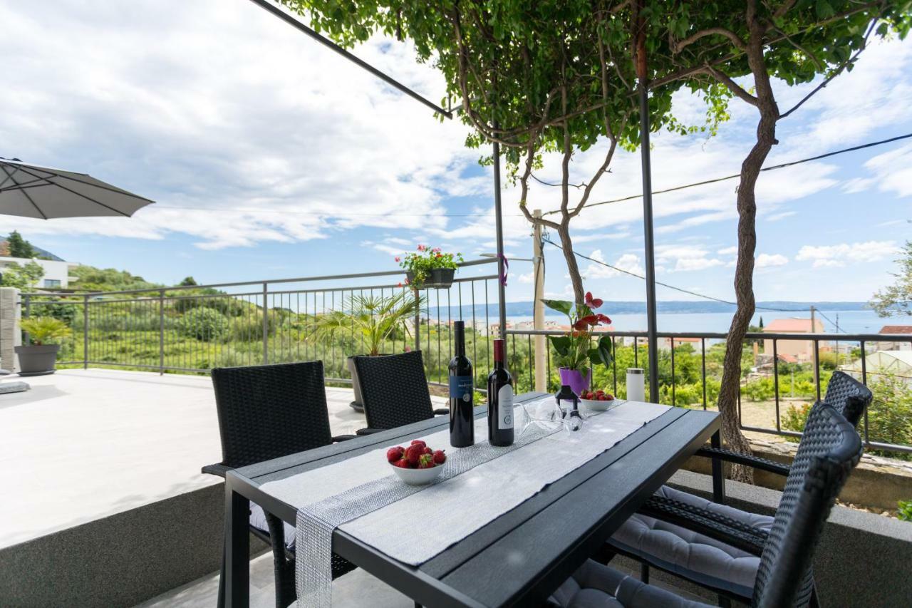 Apartments Lidija - Sea View Apartment With Exclusive Right Of Using Hot Tub Or Split Level Apartment With Exclusive Right Of Using Pool Podstrana Exteriér fotografie