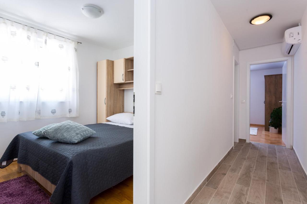 Apartments Lidija - Sea View Apartment With Exclusive Right Of Using Hot Tub Or Split Level Apartment With Exclusive Right Of Using Pool Podstrana Exteriér fotografie